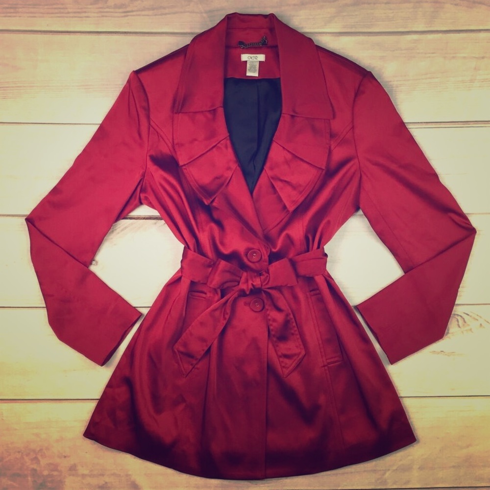 Caché red satin coat Small